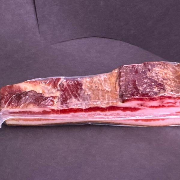 Pancetta Trentina Artigianale – Il gusto autentico della tradizione di montagna 🏔️